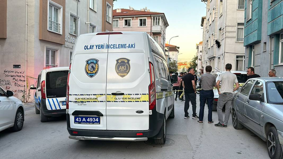 Kütahya'da aile faciası! Annesini ve üvey babasını katletti - Resim: 6